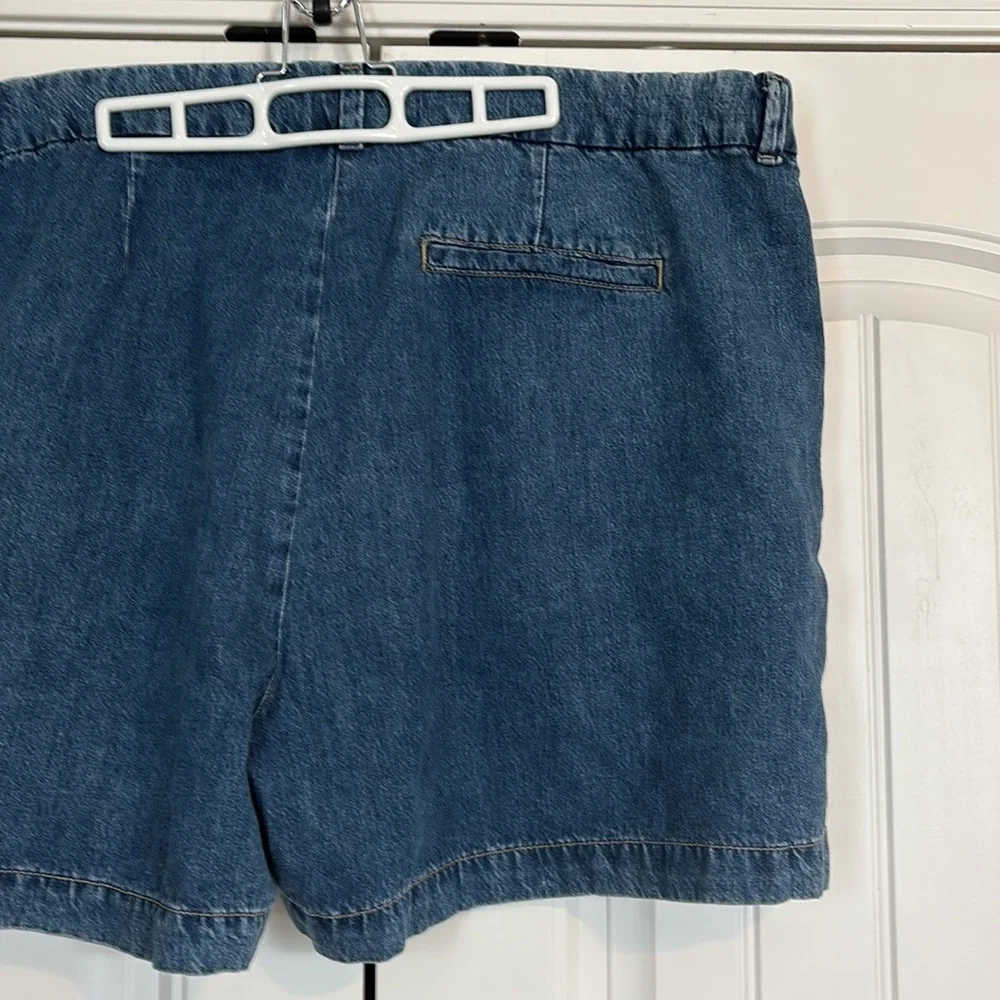 Old Navy High Waist Taylor Denim Shorts - Blue - Picture 9 of 11